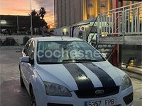 Usado Ford Focus Business Edition 90 CV (66 kW) 2007 Blanco Berlina