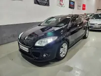 Usado Renault Mégane Dynamique 115 CV (84 kW) 2013 Negro Berlina