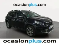Usado Peugeot 2008 Allure 100 CV (73 kW) 2017 Negro SUV