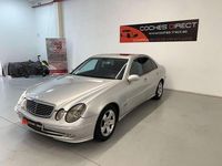Usado Mercedes E220 Avantgarde 150 CV (110 kW) 2005 Gris Berlina