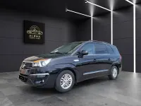 Usado SsangYong Rodius 178 CV (130 kW) 2018 Negro Monovolumen