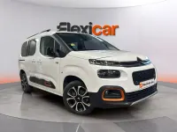 Usado Citroën Berlingo Shine 131 CV (96 kW) 2023 Blanco Monovolumen