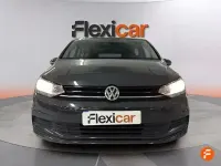 Usado VW Touran Business 115 CV (84 kW) 2018 Gris Monovolumen