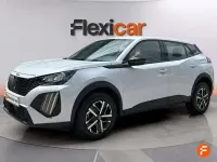 Usado Peugeot 2008 Active 102 CV (75 kW) 2023 Blanco SUV
