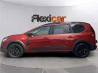 Usado Dacia Jogger Expression 110 CV (80 kW) 2023 Granate Monovolumen