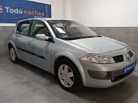 Usado Renault Mégane II Privilege 100 CV (73 kW) 2004 Gris / plata Berlina