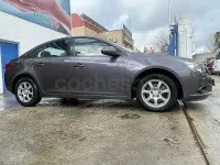 Usado Chevrolet Cruze LT 163 CV (119 kW) 2011 Gris / plata Berlina