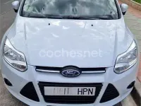 Usado Ford Focus Trend 95 CV (69 kW) 2013 Blanco Berlina
