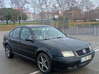 Usado VW Bora Conceptline 105 CV (77 kW) 2003 Negro Berlina