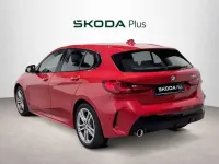 Usado BMW 116 Comfort Edition 116 CV (85 kW) 2022 Rojo Utilitario