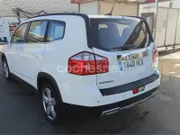 Usado Chevrolet Orlando LTZ 163 CV (119 kW) 2012 Blanco Monovolumen