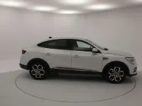 Usado Renault Arkana Zen 145 CV (106 kW) 2022 Blanco SUV