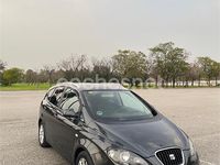 Usado Seat Altea XL Style 105 CV (77 kW) 2010 Gris / plata Monovolumen