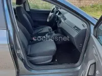 Usado Seat Ibiza Style 95 CV (69 kW) 2017 Gris / plata Berlina
