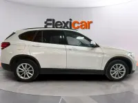 Używany BMW X1 116 KM (85 kW) 2020 Biały SUV