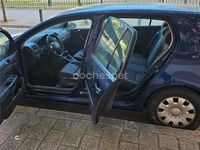 Usado VW Golf IV Trendline 102 CV (75 kW) 2004 Azul Berlina