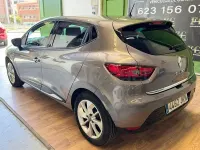 Usado Renault Clio IV LIMITED 75 CV (55 kW) 2016 Gris / plata Berlina