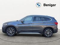 Usado BMW X1 Comfort Edition 150 CV (110 kW) 2021 Gris SUV