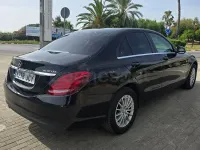 Usado Mercedes C220 170 CV (125 kW) 2015 Negro Berlina