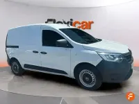 Usado Renault Kangoo 75 CV (55 kW) 2023 Blanco Monovolumen