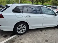Usado VW Golf VIII Life 116 CV (85 kW) 2023 Blanco Familiar