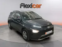 Usado Hyundai Bayon 84 CV (61 kW) 2024 Gris SUV