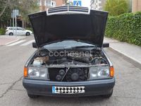Usado Mercedes 190 126 CV (92 kW) 1988 Gris / plata Berlina