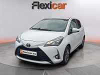 Usado Toyota Yaris Active 111 CV (81 kW) 2019 Blanco Utilitario