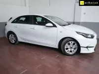 Usado Kia Ceed 101 CV (74 kW) 2022 Blanco Utilitario