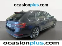 Usado Skoda Superb SportLine 272 CV (200 kW) 2019 Negro Familiar