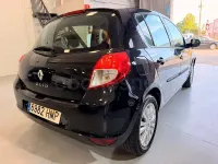 Usado Renault Clio IV Business 75 CV (55 kW) 2012 Negro Berlina