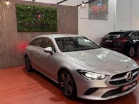 Usado Mercedes CLA200 Shooting Brake 150 CV (110 kW) 2021 Gris / plata Familiar