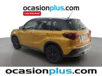 Usado Suzuki Vitara 129 CV (94 kW) 2022 Amarillo SUV