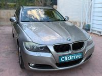 Usado BMW 320 177 CV (130 kW) 2009 Gris / plata Familiar