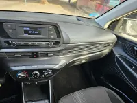 Usado Hyundai i20 100 CV (73 kW) 2021 Blanco Utilitario