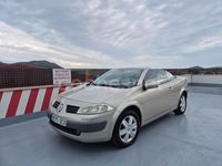 Usado Renault Mégane Cabriolet Dynamique 115 CV (84 kW) 2004 Beige Descapotable