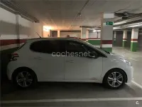 Usado Peugeot 208 Active 92 CV (67 kW) 2012 Blanco Utilitario