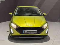 Usado Hyundai i20 84 CV (61 kW) 2023 Verde Utilitario