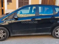 Usado Mercedes A180 Classic 109 CV (80 kW) 2008 Negro Monovolumen