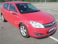 Usado Opel Astra Essentia 90 CV (66 kW) 2008 Rojo Berlina