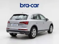 Usado Audi Q5 Advanced Plus 163 CV (119 kW) 2023 Gris / plata SUV