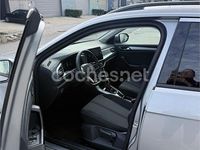 Usado VW T-Roc 150 CV (110 kW) 2025 Gris / plata SUV