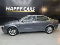 Usado Audi A4 130 CV (95 kW) 2003 Gris / plata Berlina