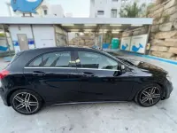 Usado Mercedes A200 AMG line 150 CV (110 kW) 2017 Negro Utilitario