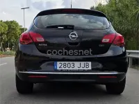Usado Opel Astra Excellence 136 CV (100 kW) 2015 Negro Berlina