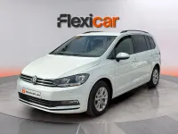 Usado VW Touran Advance 115 CV (84 kW) 2019 Blanco Monovolumen