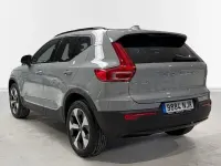 Nuevo Volvo XC40 Plus 197 CV (144 kW) 2025 Gris / plata SUV