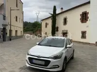 Usado Hyundai i20 GO! 84 CV (61 kW) 2016 Blanco Berlina
