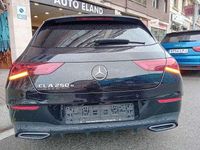 Usado Mercedes CLA250e Shooting Brake AMG 218 CV (160 kW) 2022 Negro Familiar