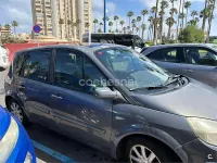 Usado Renault Scenic E-Tech Dynamique 105 CV (77 kW) 2008 Gris / plata Monovolumen